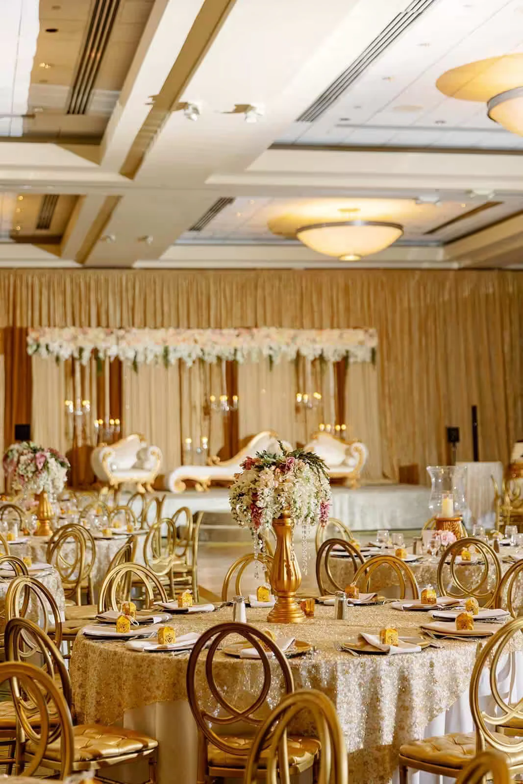 Indian DJ and live dhol in Baton Rouge, LA — Professional Indian wedding lighting LED dance floor and DJ production